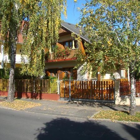Viragoskert Apartman Hévíz Buitenkant foto
