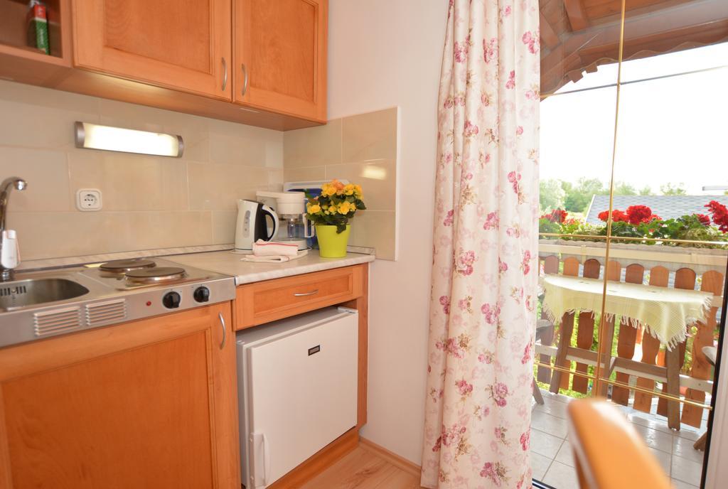 Viragoskert Apartman Hévíz Kamer foto