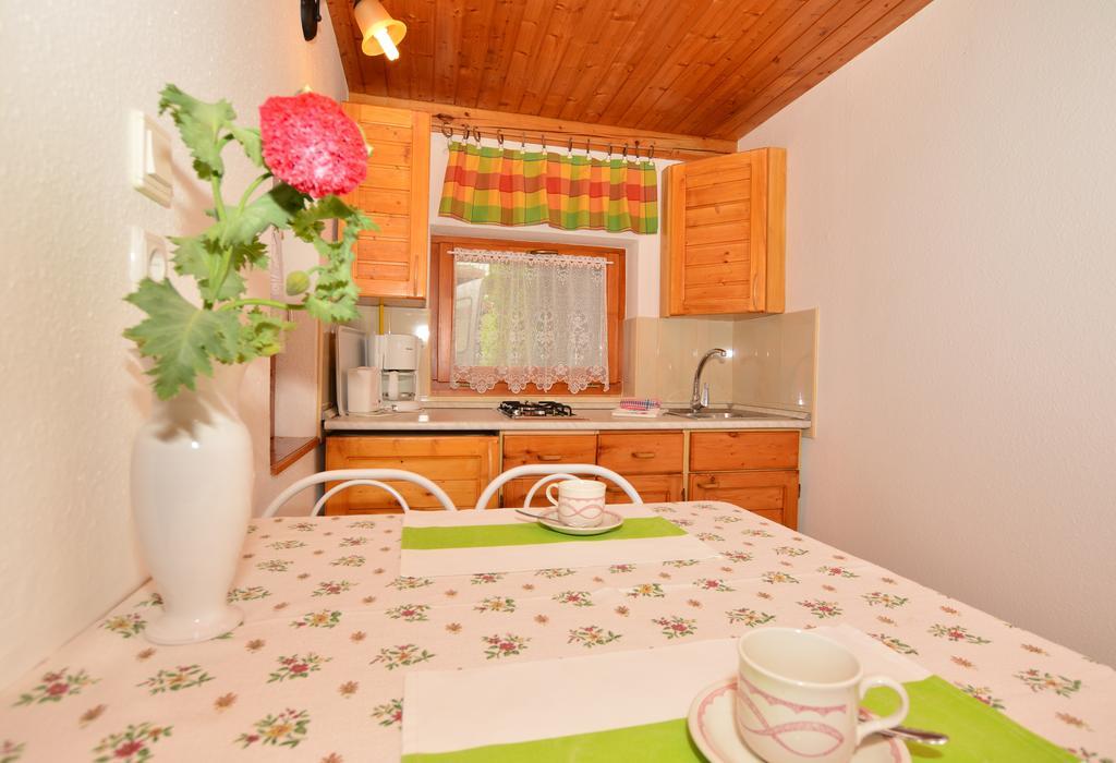 Viragoskert Apartman Hévíz Kamer foto