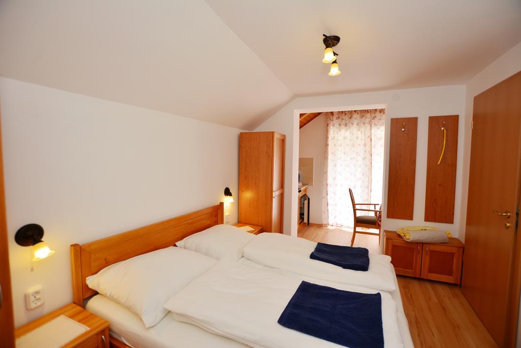 Viragoskert Apartman Hévíz Kamer foto
