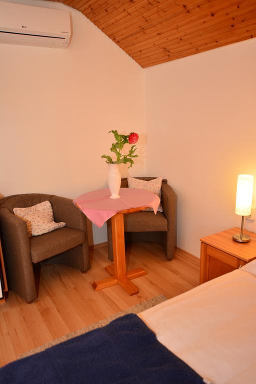 Viragoskert Apartman Hévíz Kamer foto